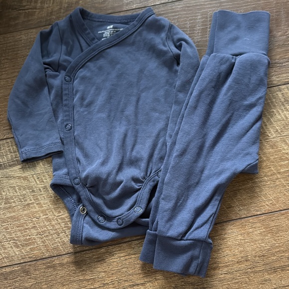 H&M sets - Picture 2 of 4